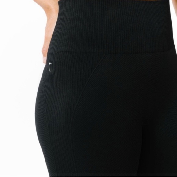 ⭐️Zyia Active Performance High Rise 7/8 Leggings⭐️ - Picture 3 of 9